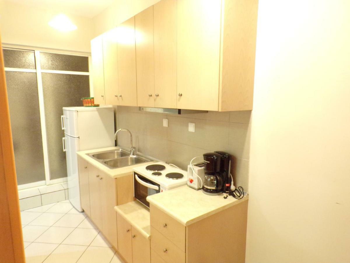 Christine'S Downtown Suites 卡瓦拉 外观 照片