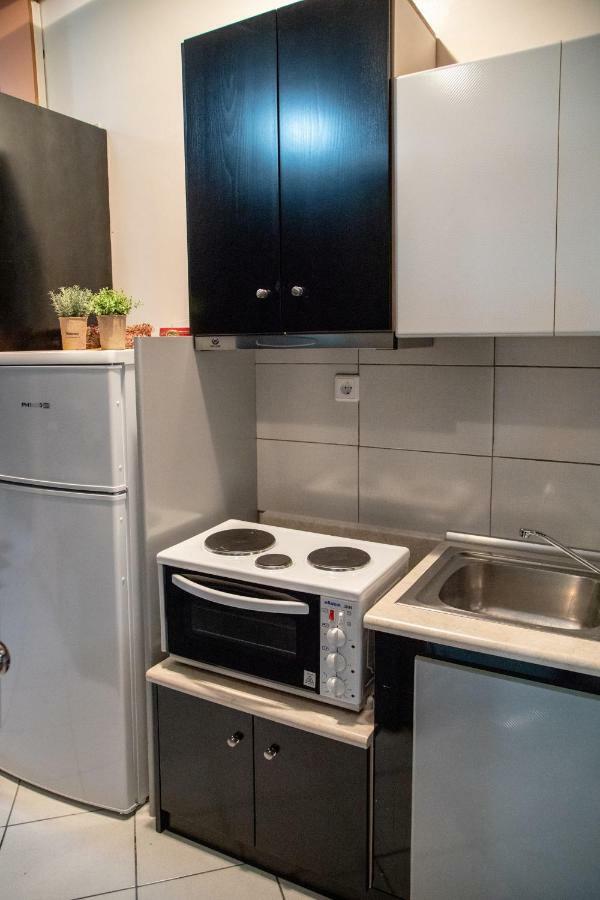Christine'S Downtown Suites 卡瓦拉 外观 照片